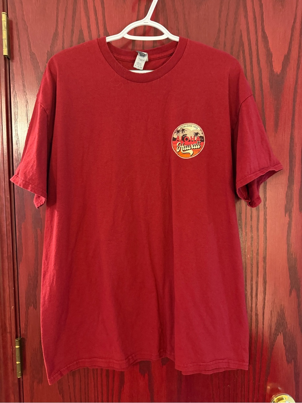 Hawaii Graphic Short-Sleeve Crewneck T-Shirt - Red